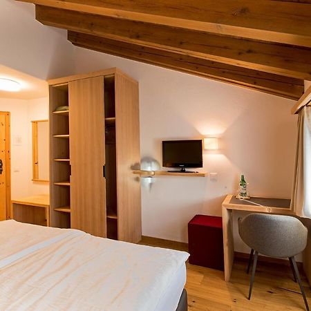 Hotel Saluver Σελερίνα Εξωτερικό φωτογραφία