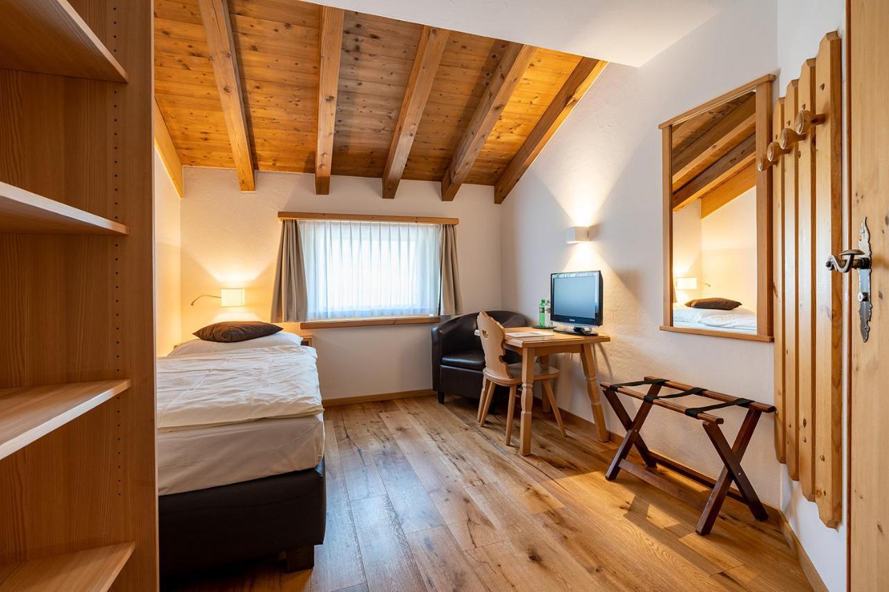 Hotel Saluver Σελερίνα Εξωτερικό φωτογραφία