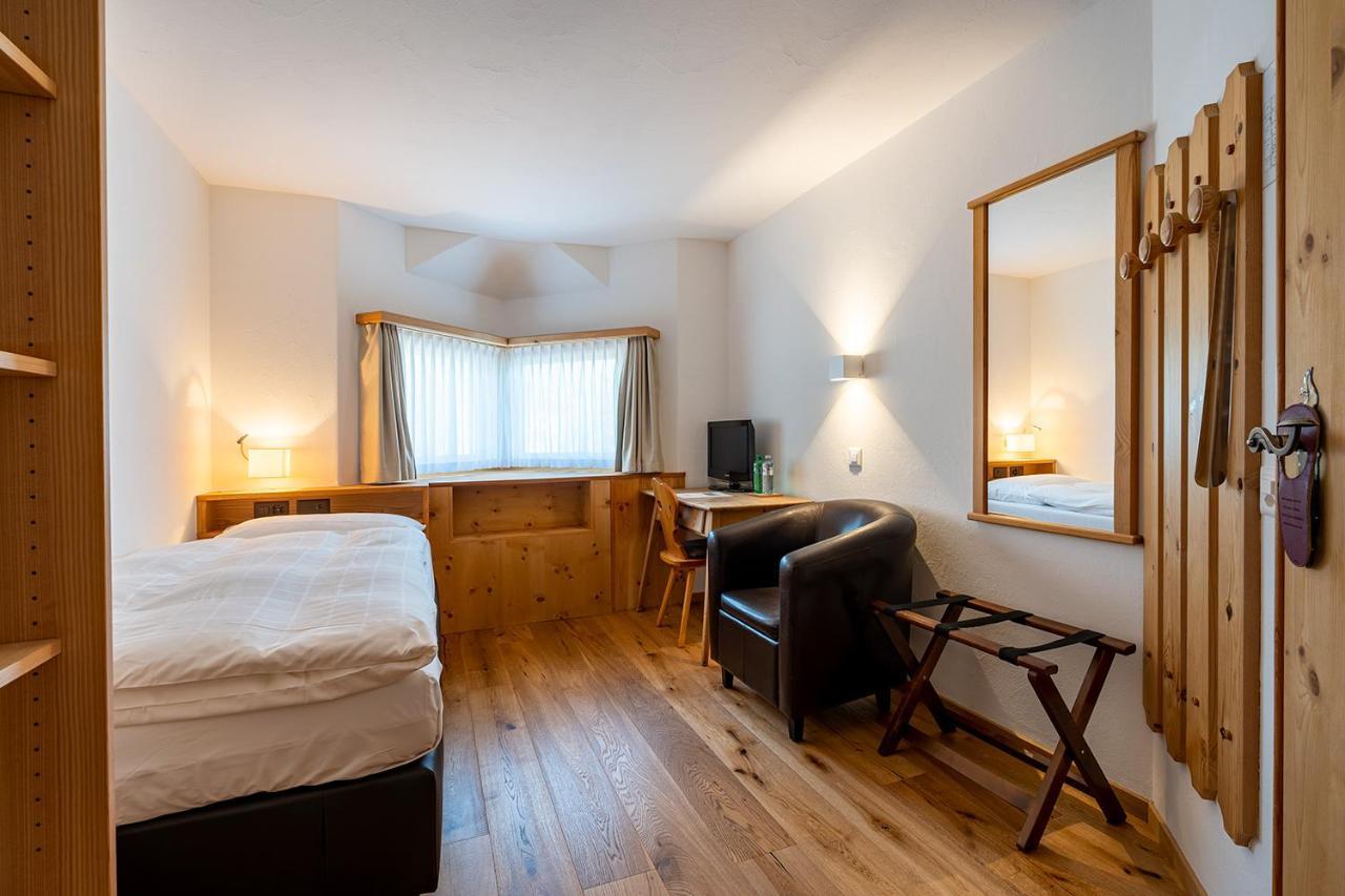Hotel Saluver Σελερίνα Εξωτερικό φωτογραφία