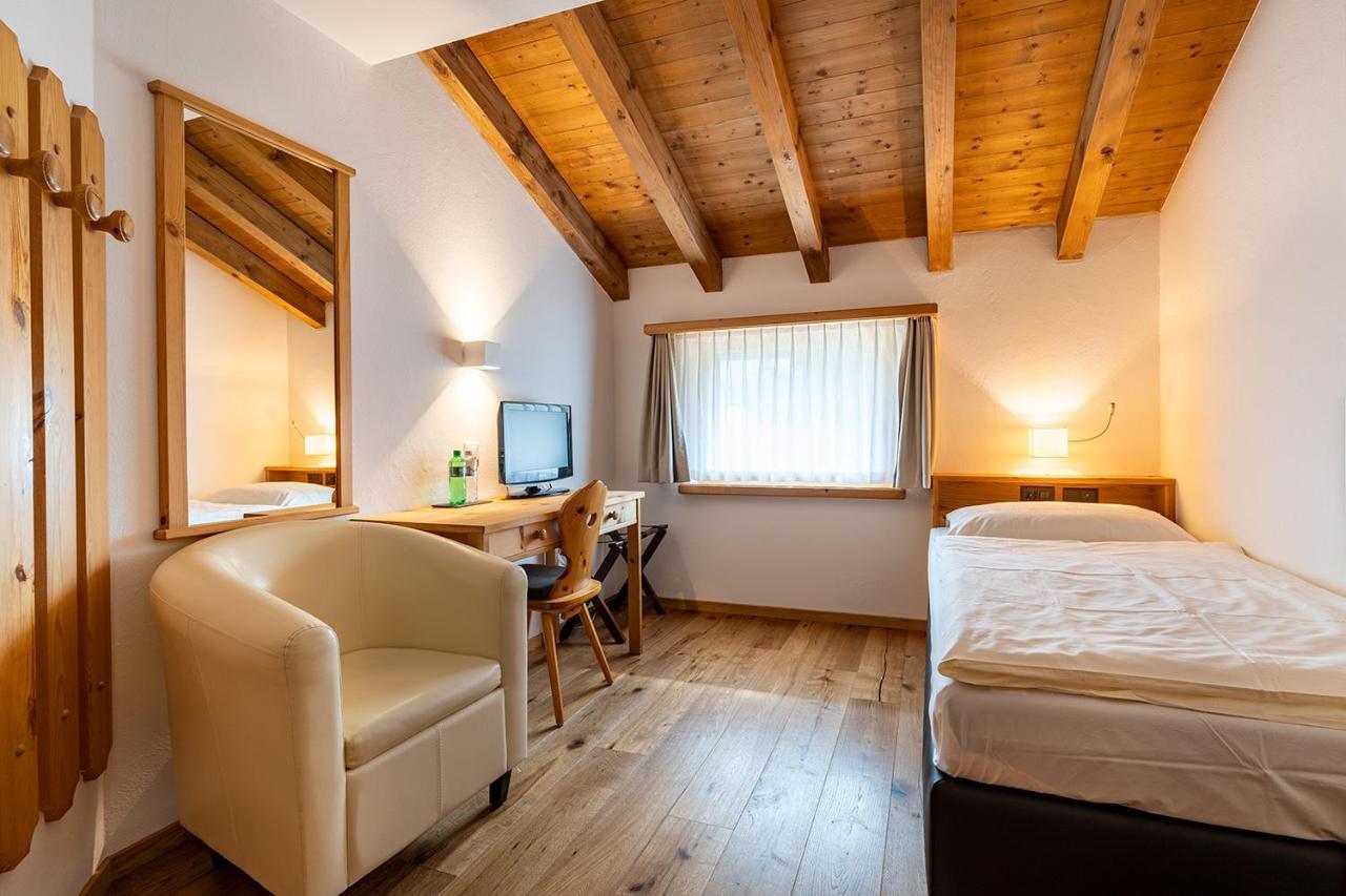 Hotel Saluver Σελερίνα Εξωτερικό φωτογραφία