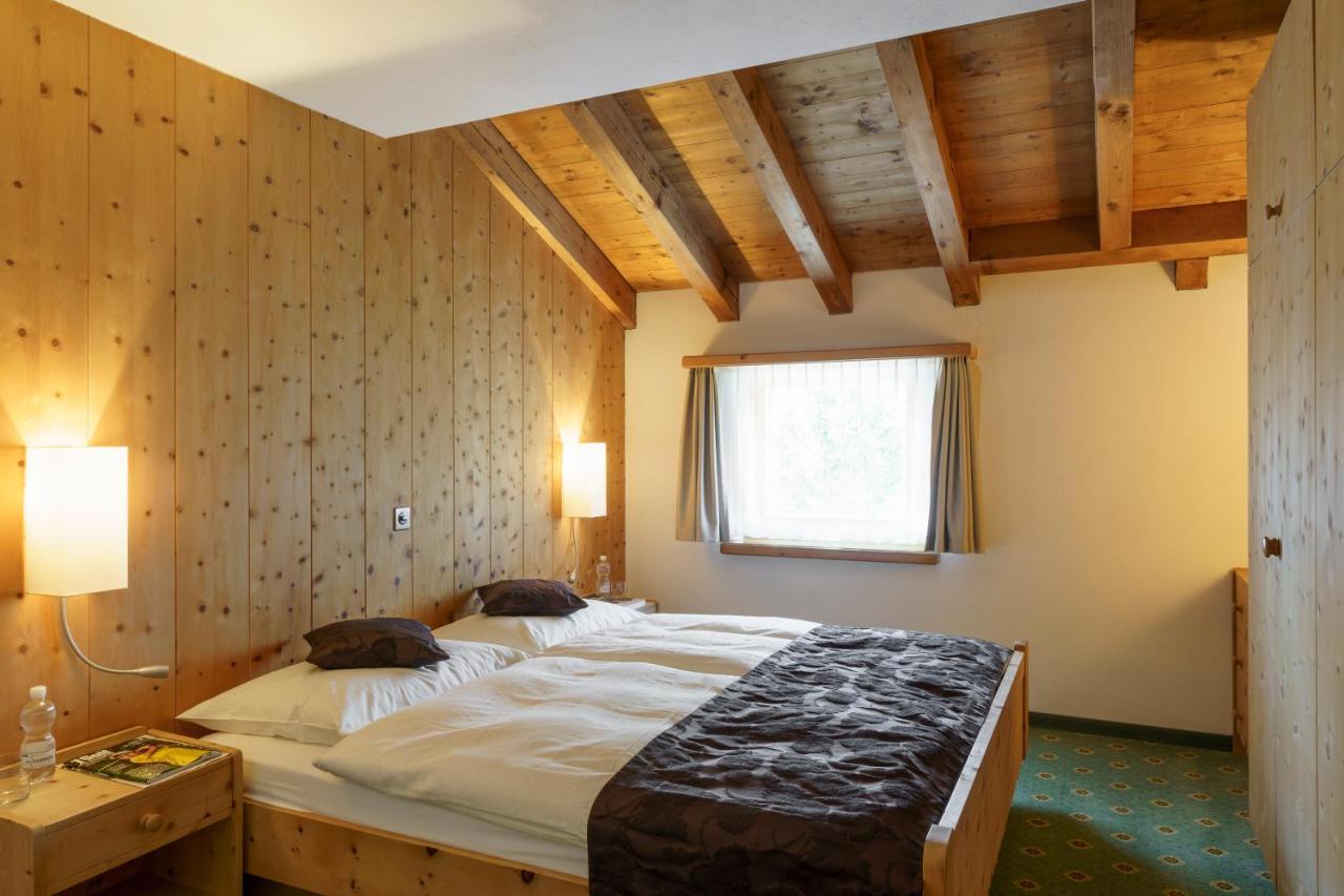 Hotel Saluver Σελερίνα Εξωτερικό φωτογραφία